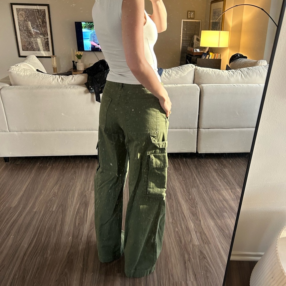GAP Olive Green Baggy Cargo Pants - Picture 2 of 3